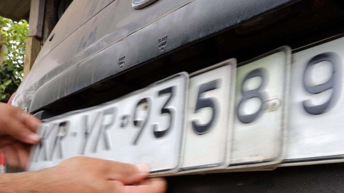 ¿Qué pasará con las patentes de autos ante el fin de las combinaciones? Esto dijo el ministro de Transporte