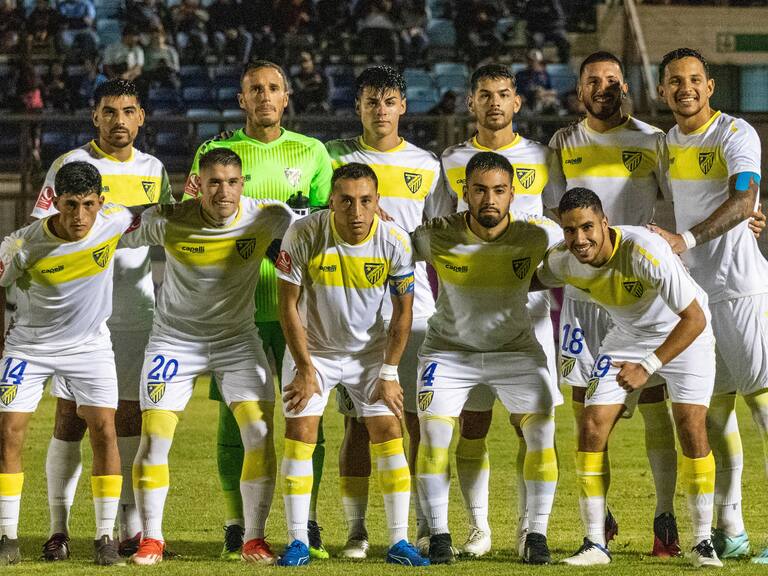 Barnechea arremete tras perder su licencia de clubes y se presentará a jugar el partido que le suspendió la ANFP