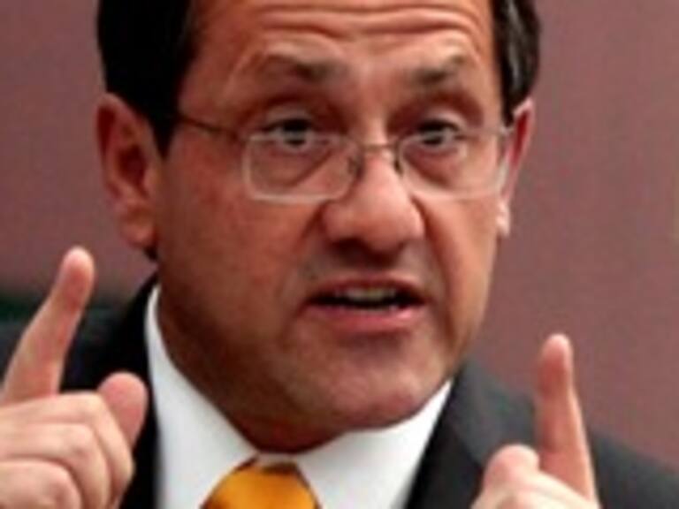 Harald Beyer: Desprolijidad de la acusación constitucional es una vergüenza