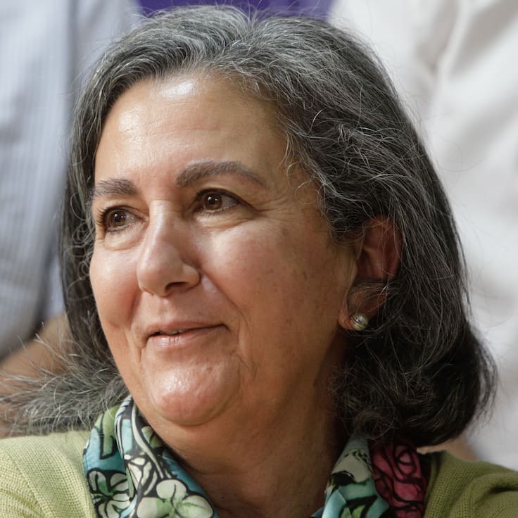 “Eso es abandono”: ministra de Salud alerta por mil pacientes con alta médica que siguen hospitalizados