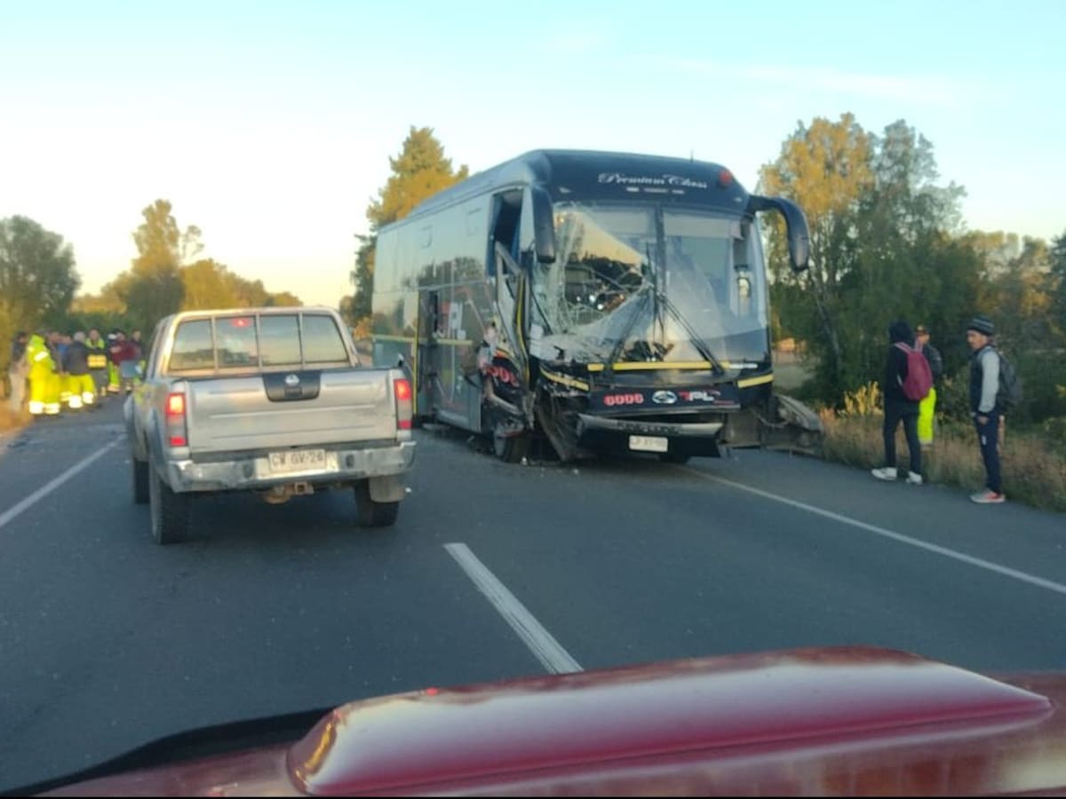 Dos personas mueren en accidente de tránsito en ruta que une Osorno con paso internacional