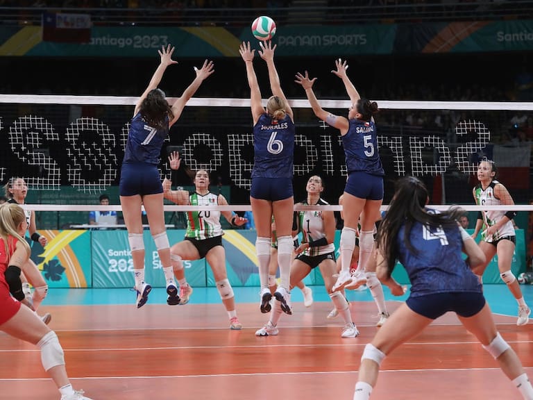 Santiago 2023: Chile cae ante México pero sigue vivo en el vóleibol femenino