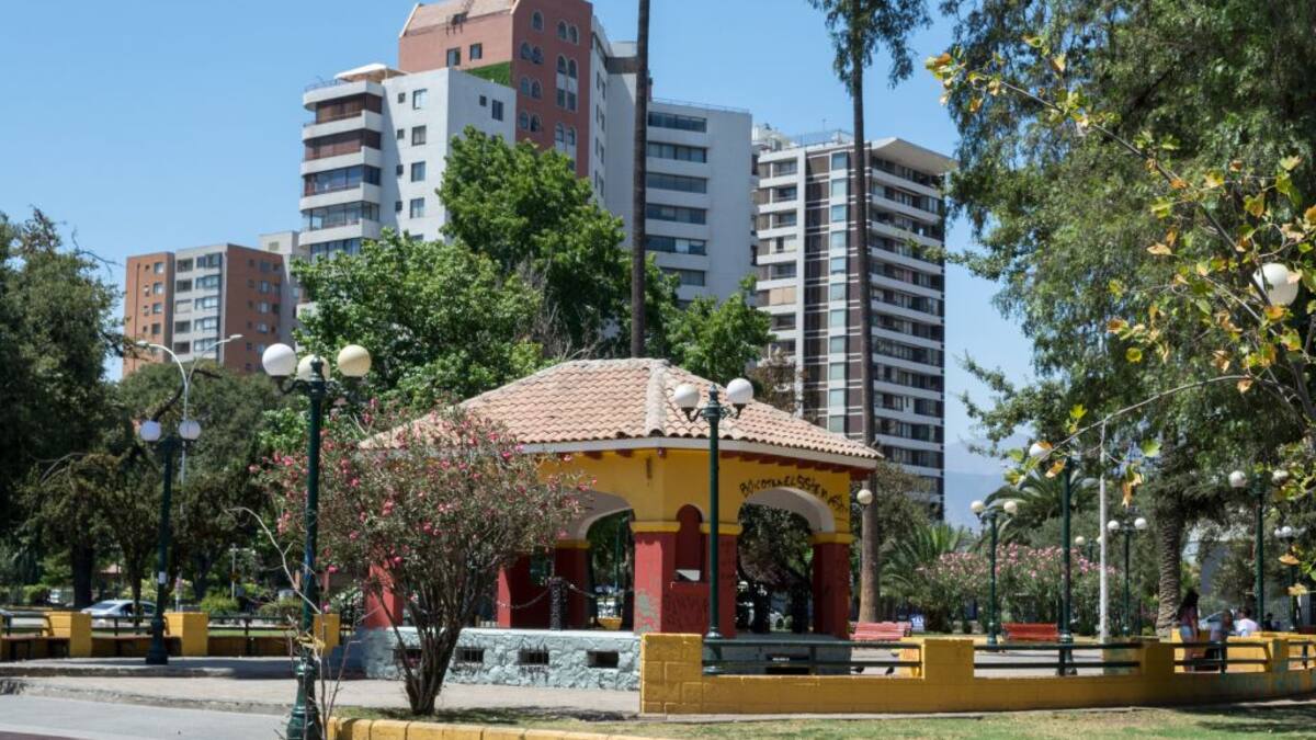 Vecina de Ñuñoa que escribió carta para reclamar por burlas: «Ñuñoa no se extiende desde la plaza hasta la Avenida Italia»