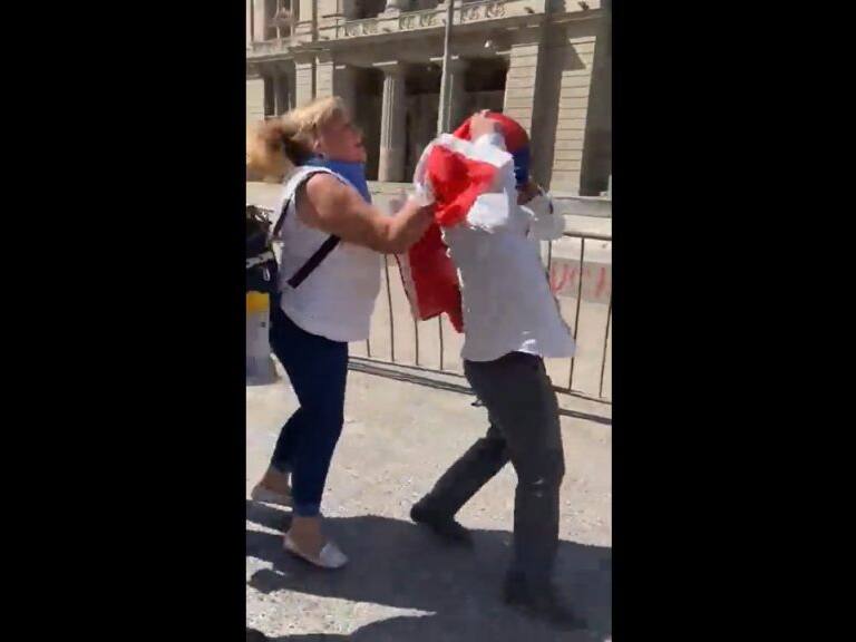 Convencional Marcos Barraza fue agredido por «fanáticos de la ultraderecha»