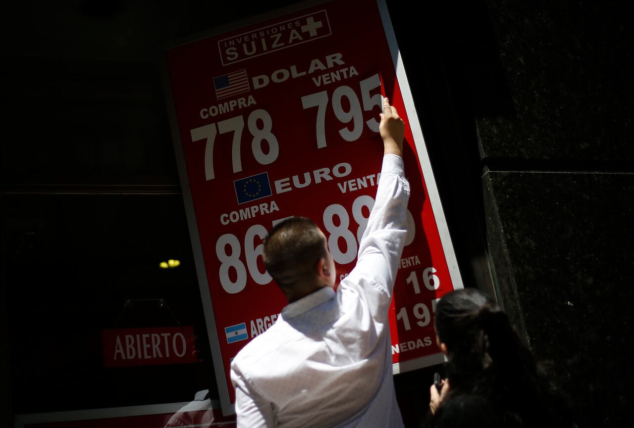 El dólar registró una nueva jornada de alzas