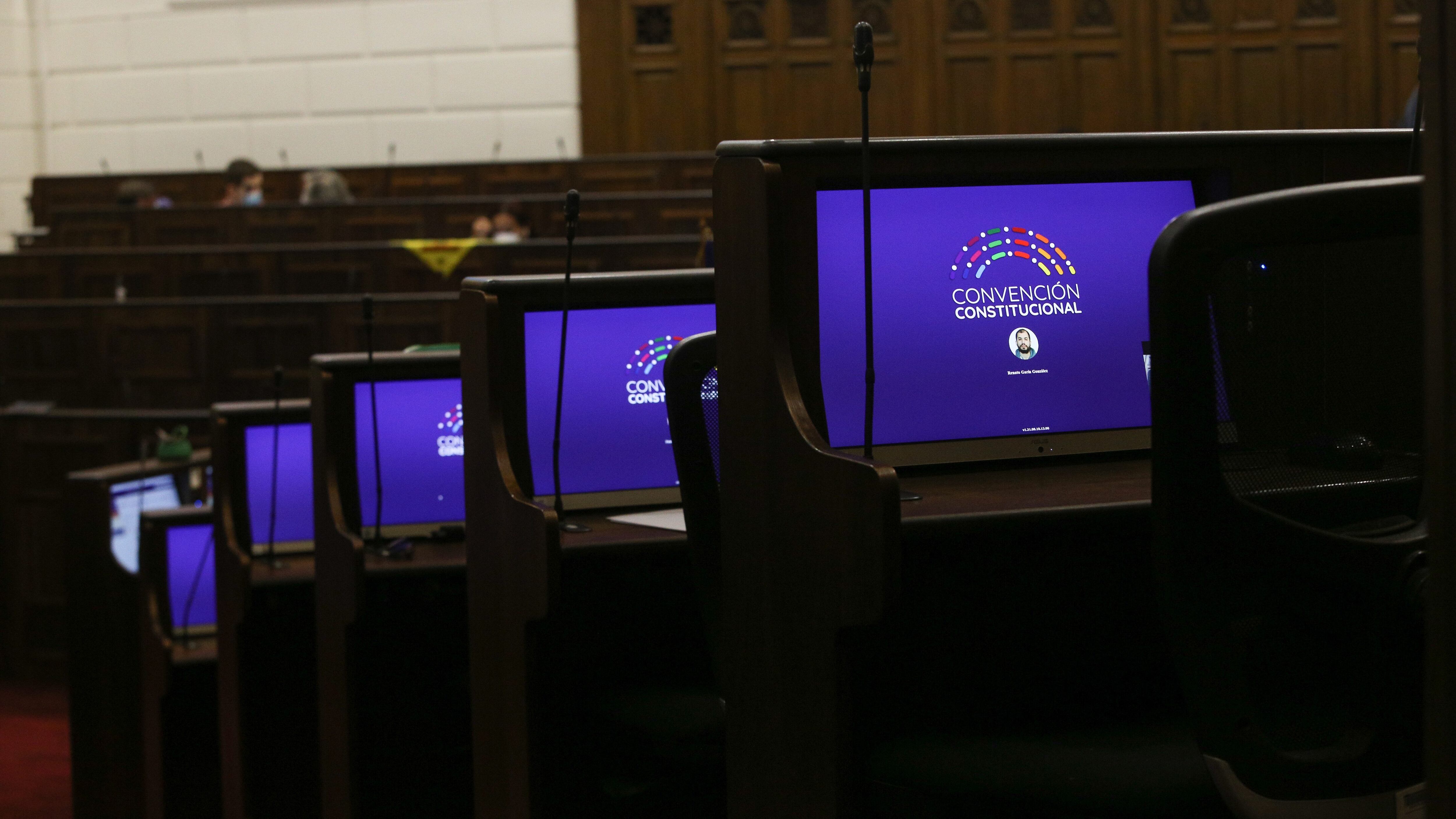 14 de ABRIL de 2022/ SANTIAGOHemiciclo de la Cámara de Diputados, durante la Sesión de Derechos Fundamentales en la Convención Constitucional, que se realiza en el ex congreso Nacional.
FOTO: Diego Martin/AGENCIAUNO
