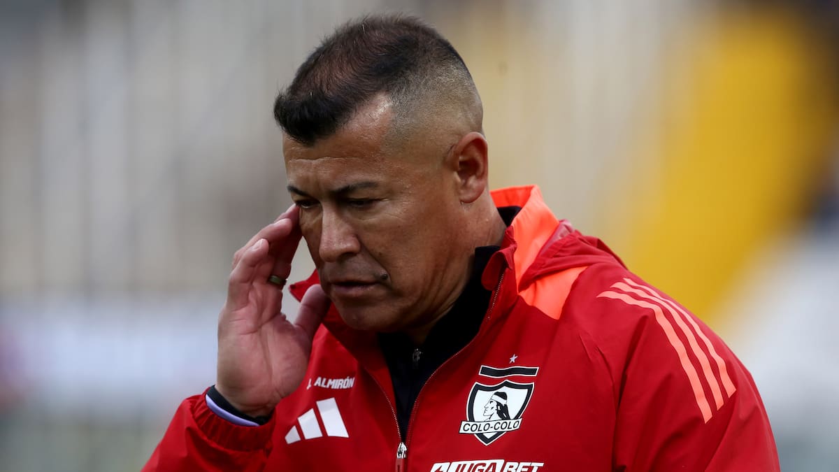 Jorge Almirón, otra vez expulsado: el informe del árbitro Diego Flores por la roja al DT de Colo Colo