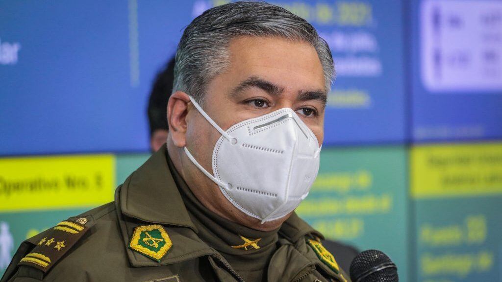 31 de agosto del 2021/SANTIAGOEl director nacional de Orden y Seguridad de Carabineros, General Inspector Esteban Díaz, entregan balance semanal de la labor operativa desarrollada por Carabineros a nivel nacional y darán a conocer medidas preventivas con motivo de las próximas fiestas patrias.
FOTO: SEBASTIAN BELTRAN GAETE/AGENCIAUNO