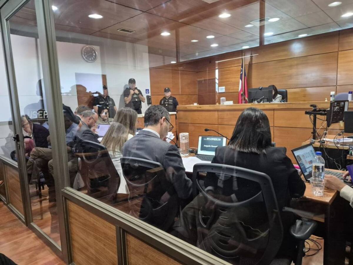“Borra todo”: escucha clave revela cómo operaban abogados y funcionario judicial formalizados por corrupción en Los Ángeles