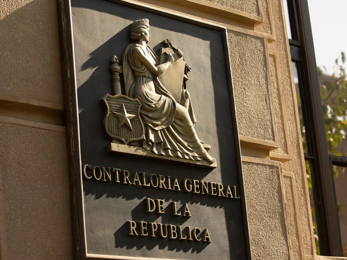 Contraloría oficia a seis ministerios tras reuniones con empresarios en casa de Zalaquett