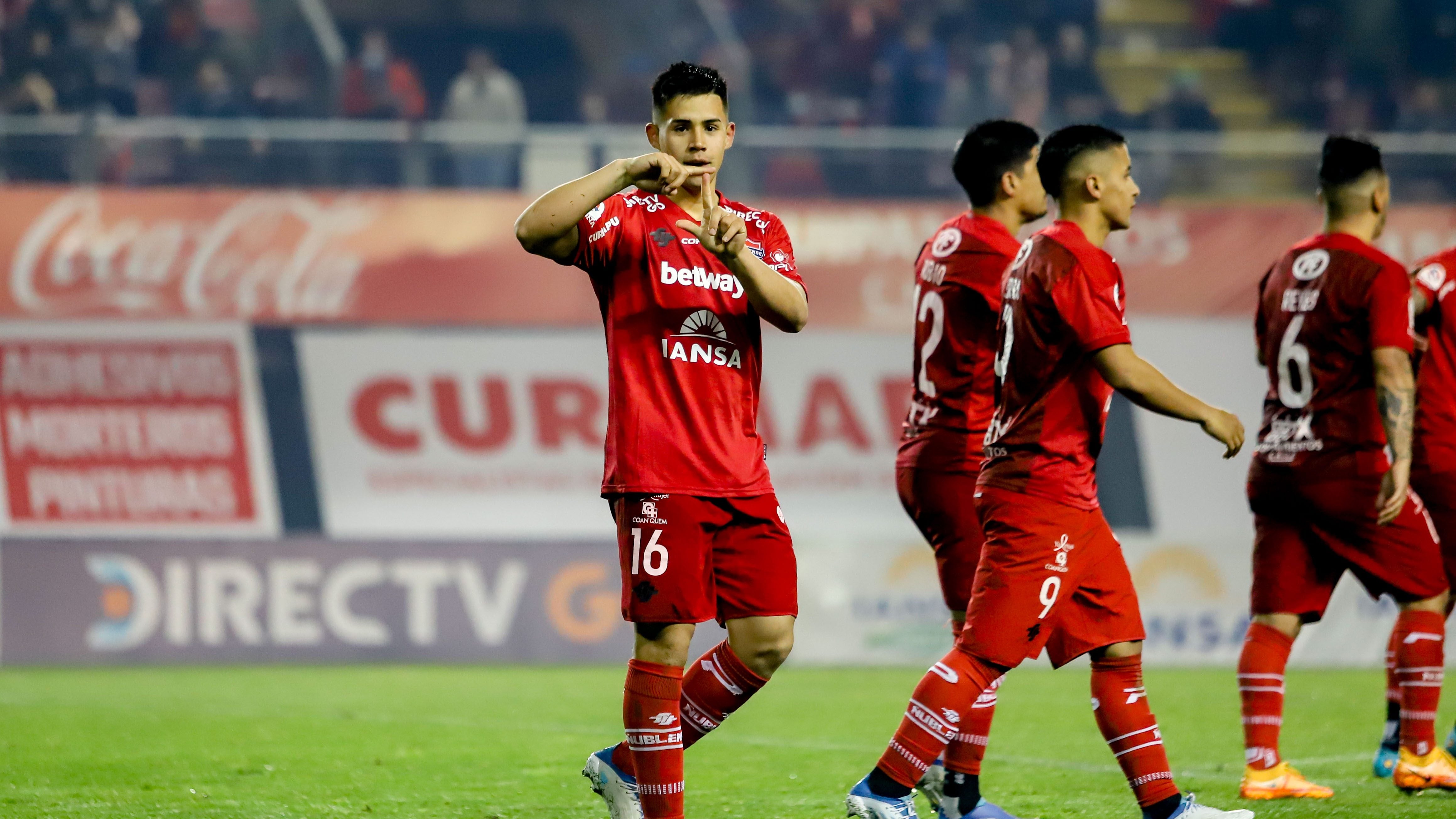 Ñublense derrota a Cobresal y alcanza a Colo Colo en el liderato