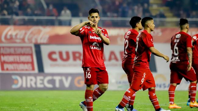 Ñublense derrota a Cobresal y alcanza a Colo Colo en el liderato