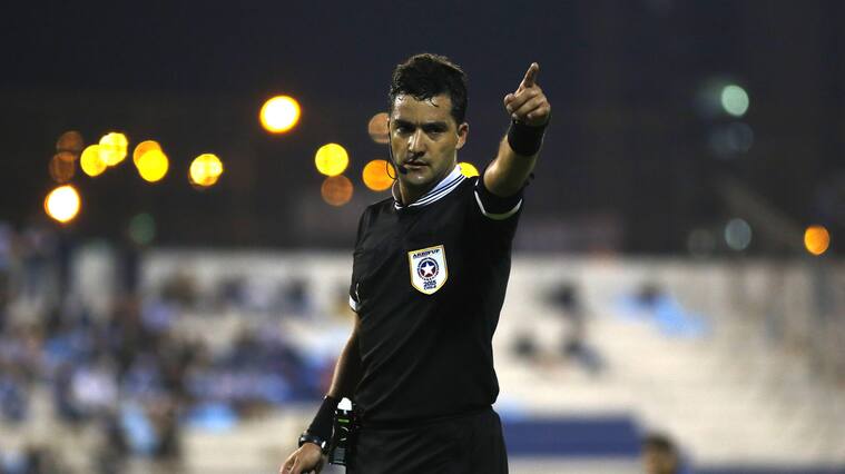 Árbitro reconoce error en gol fantasma contra Santiago Wanderers