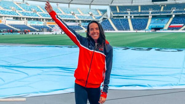 Fernanda Mackena anunció embarazo, pero quiere estar en Santiago 2023