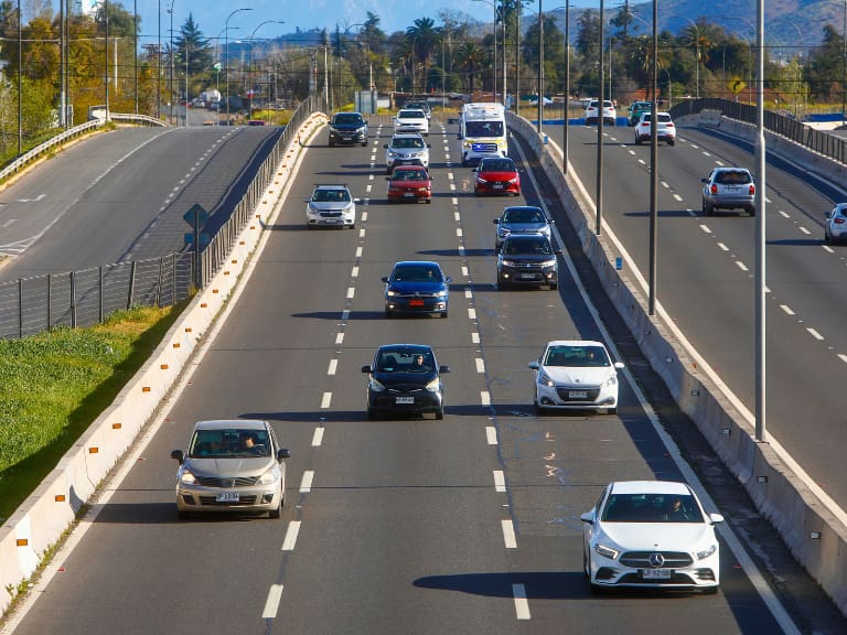 Anuncian “peaje a luca” por los feriados de Semana Santa: estas son las autopistas y los horarios en que aplica la medida