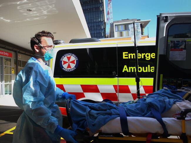 Paciente con Covid-19 llega al Hospital Saint Vincent's