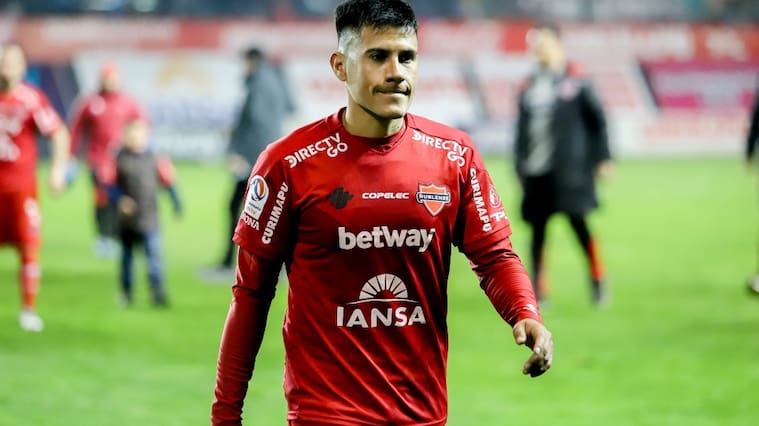 Rafael Caroca y el método de Jaime García en Ñublense: "Lo que no le gusta es que uno reviente la pelota o que la juguemos con temor"