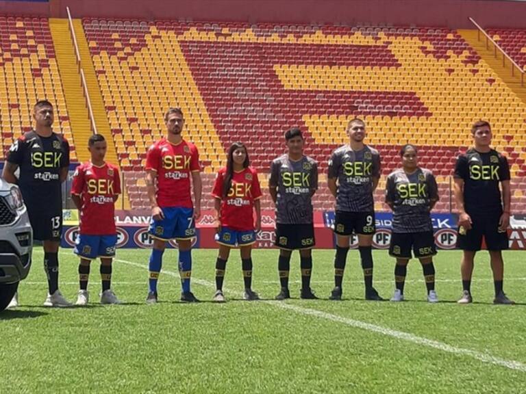 Unión Española presentó su nueva camiseta y refuerzos para la temporada 2020