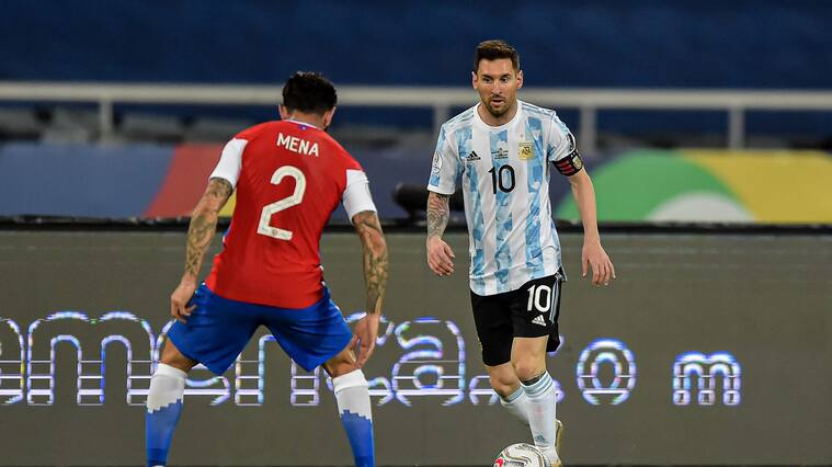 Messi Argentina player during a match against Chile at the Engenhão stadium for the Copa América 2021, on June 14, 2021 in Rio de Janeiro, Brazil.(Photo by Thiago Ribeiro/NurPhoto via Getty Images)