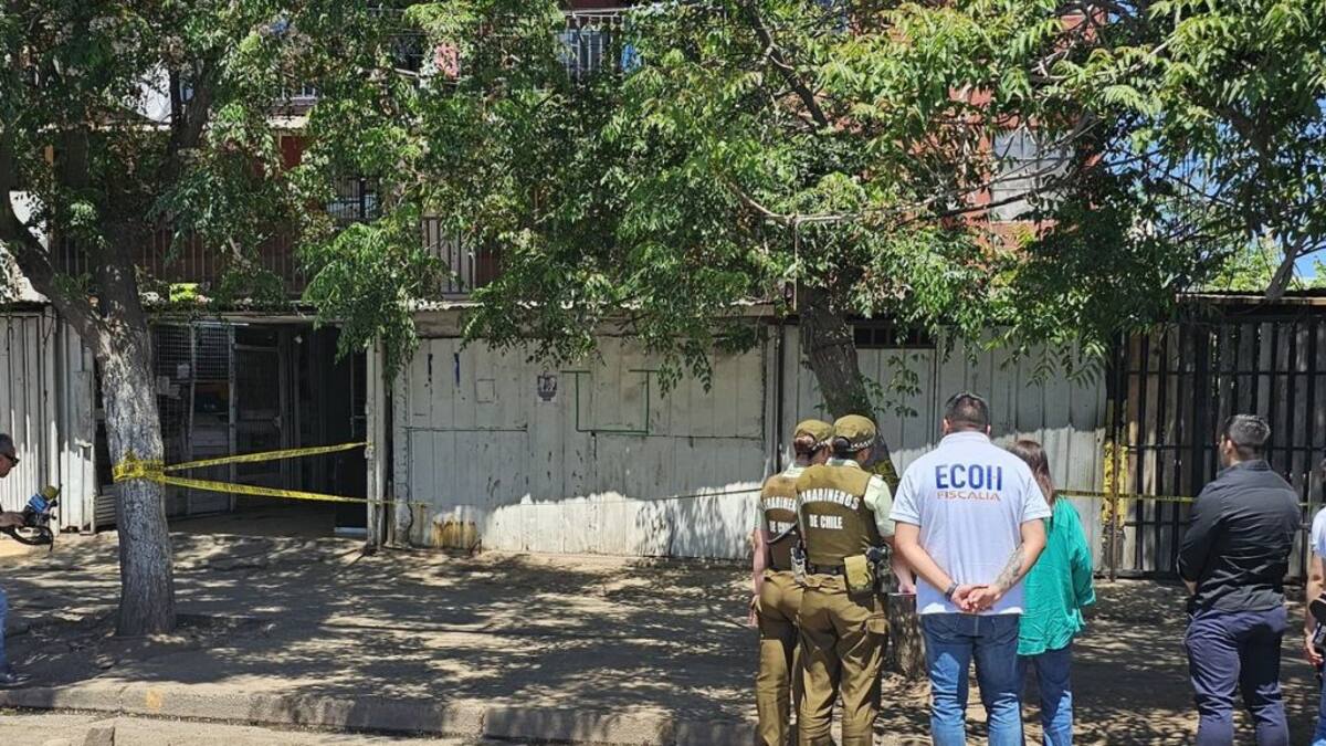 Triple homicidio frustrado en San Bernardo: ciudadanos extranjeros son baleados al interior de auto
