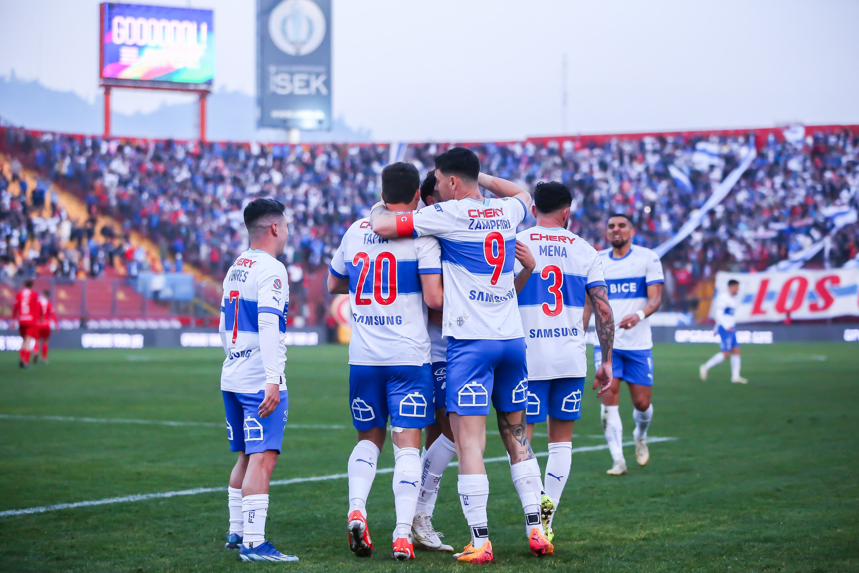 Fernando Zampedri comandó un sólido triunfo de la UC sobre Calera por el Campeonato Nacional | Agencia Uno