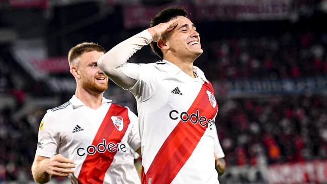 Pibe goleador: a Pablo Solari se le abre el arco y anota sus dos primeros goles con River Plate