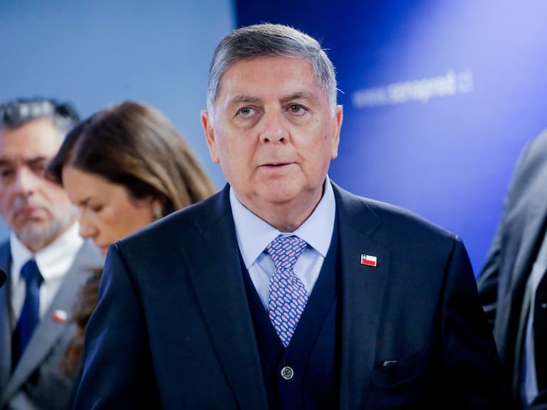 25 de mayo de 2026/SANTIAGOEl ministro del Interior, Claudio Alvarado, presidió la sesión del Comité Nacional para la Gestión del Riesgo de Desastres (COGRID) junto a diversos ministros y ministras del gabinete, para coordinar acciones para el próximo invierno.
FOTO: HANS SCOTT/AGENCIAUNO
