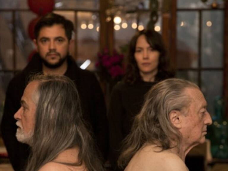 Regresa «El cuerpo de mi padre», la aclamada obra de Ingrid Isensee y Pablo Paredes