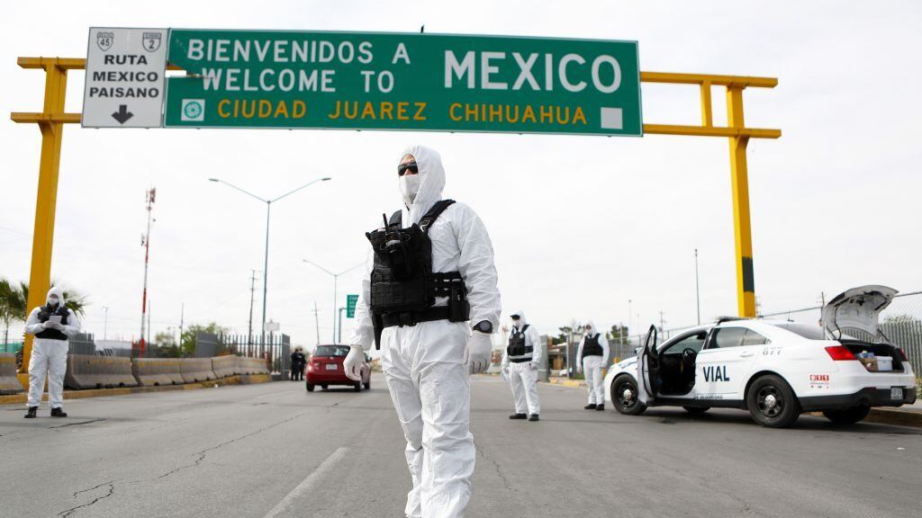 La frontera de México es custodiada por policías