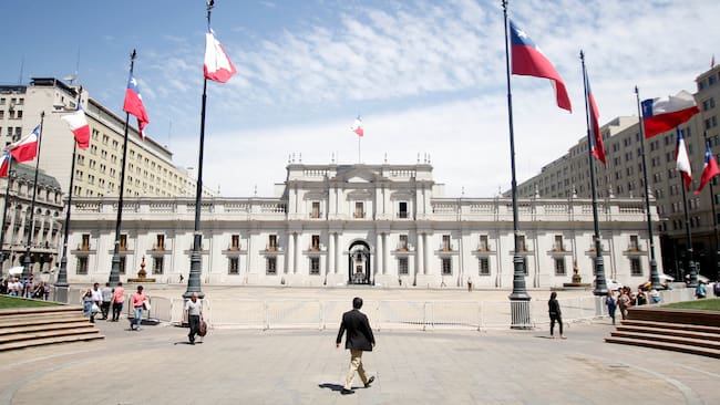 ¿Cuánto dinero ganan los expresidentes en Chile? Este es el monto que reciben Piñera, Bachelet, Lagos y Frei