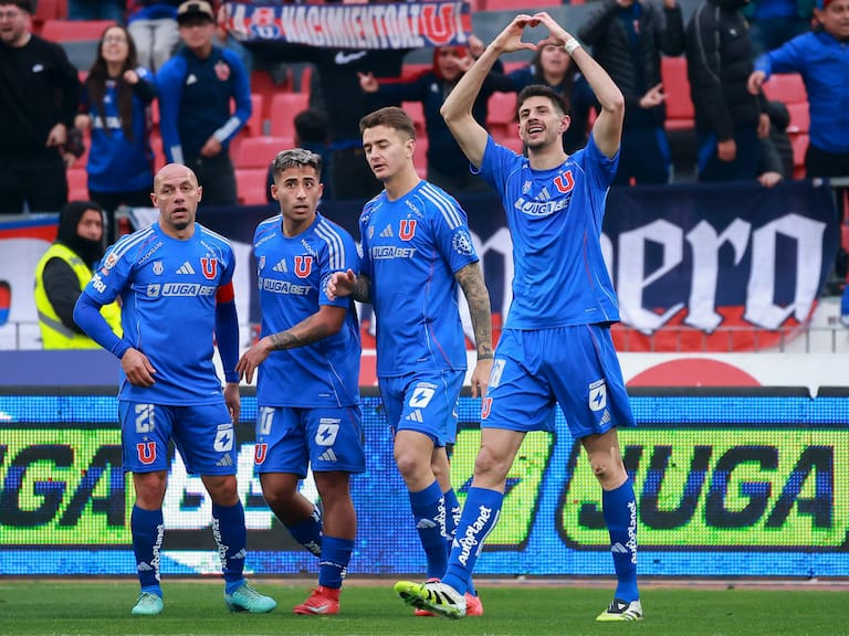 “Siempre estarán en mi corazón”: la despedida del máximo goleador de la U en 2025