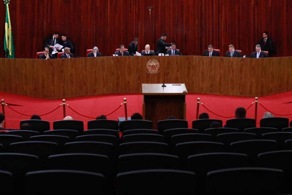 El pleno del Tribunal Superior Electoral de Brasil en su sede en Brasilia