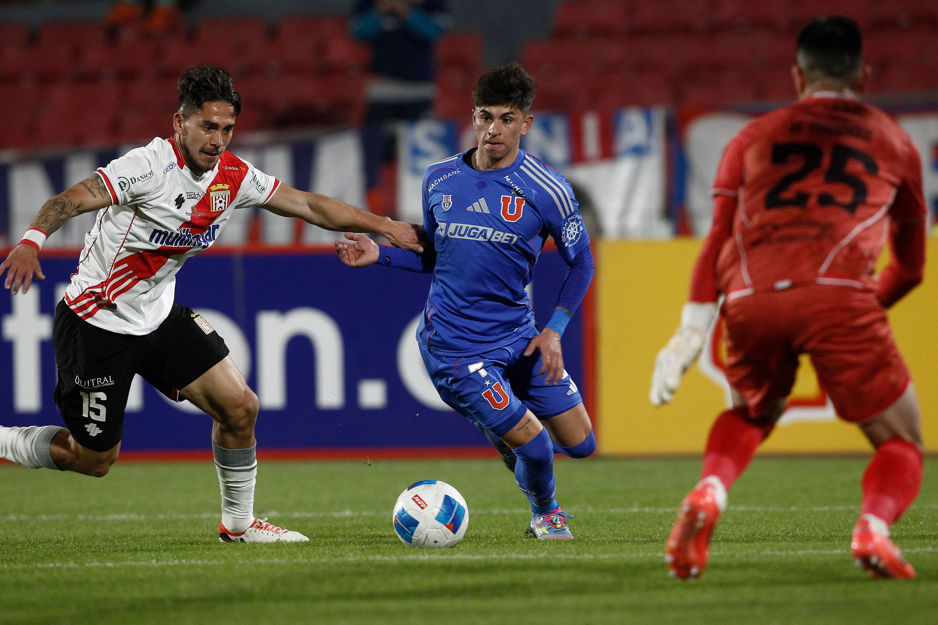 Universidad de Chile y Curicó Unido se miden por los 8vos de final de Copa Chile 2025
