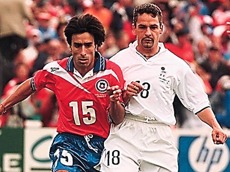 Moisés Villarroel: Arturo Vidal nos habría servido en la selección de Francia 98′