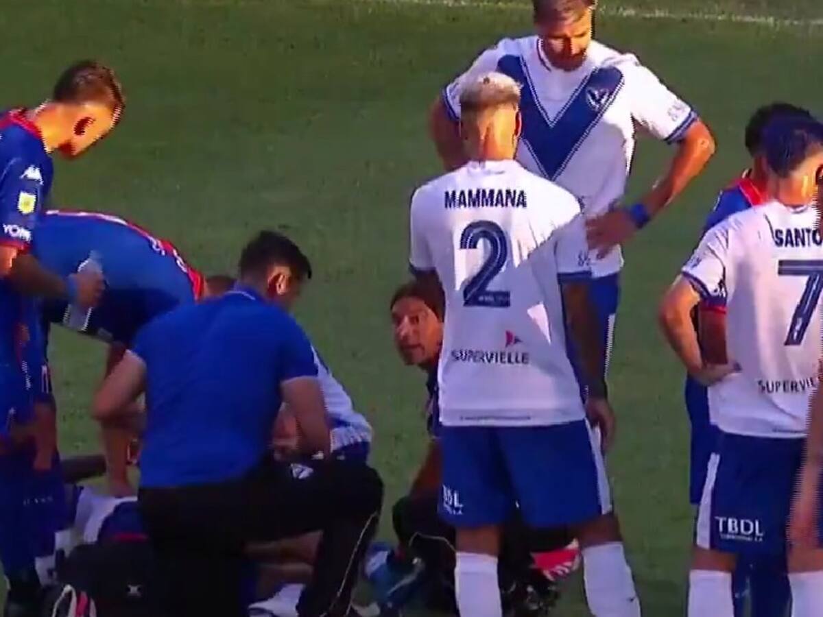 La escalofriante lesión que sufrió un jugador de Vélez en el inicio del campeonato argentino