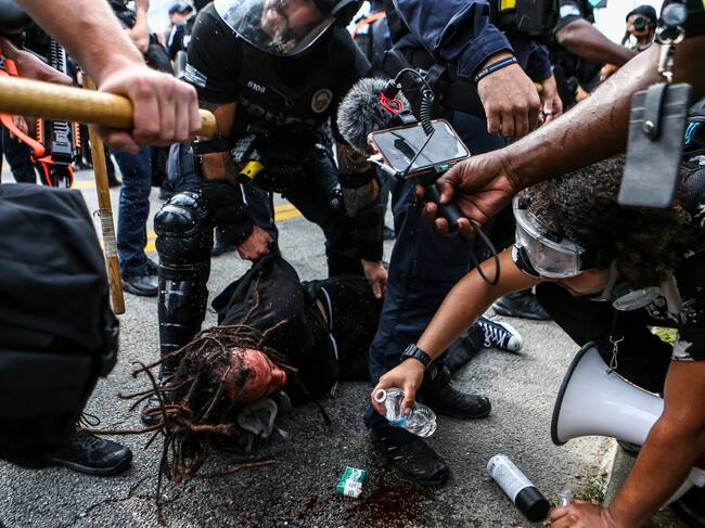 Represión policial en Louisville