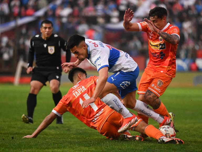 Programación fútbol chileno: ¿Qué partidos se juegan hoy, 2 de noviembre, y quién transmite?