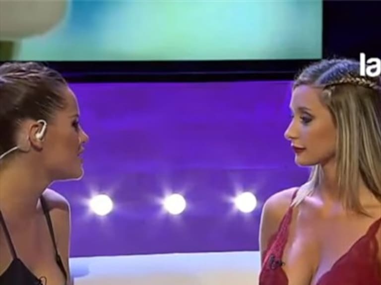 Gala Caldirola besó a compañera en «Así Somos»