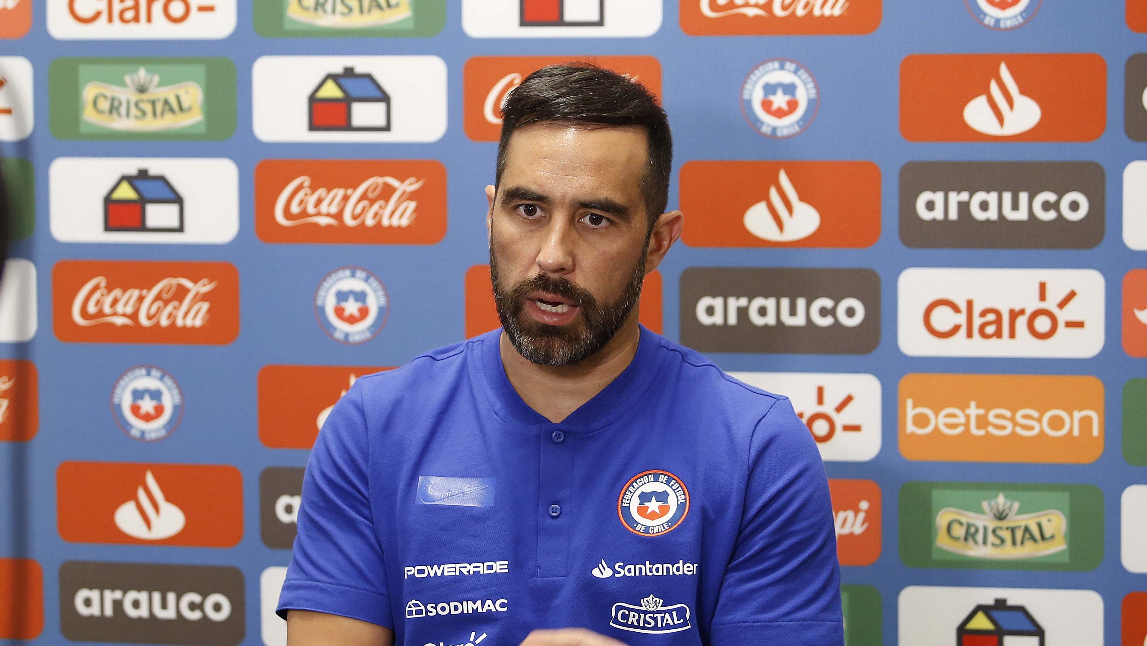 Claudio Bravo Colombia