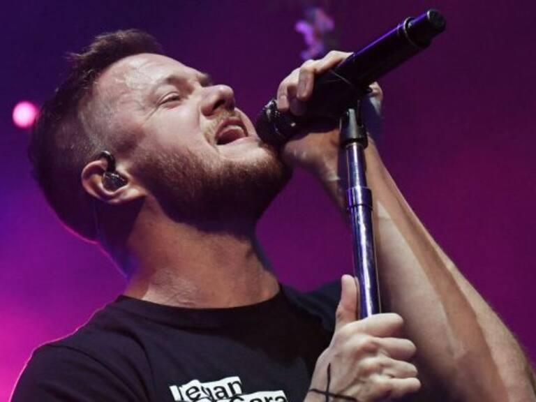 Vocalista de Imagine Dragons reveló que un mensaje de texto le cambió la vida