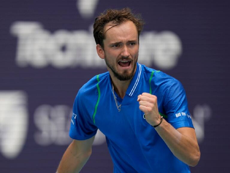 ¿Se repetirá la final de Indian Wells? Medvedev tumbó a Khachanov y espera por Alcaraz o Sinner para proclamar al campeón en Miami