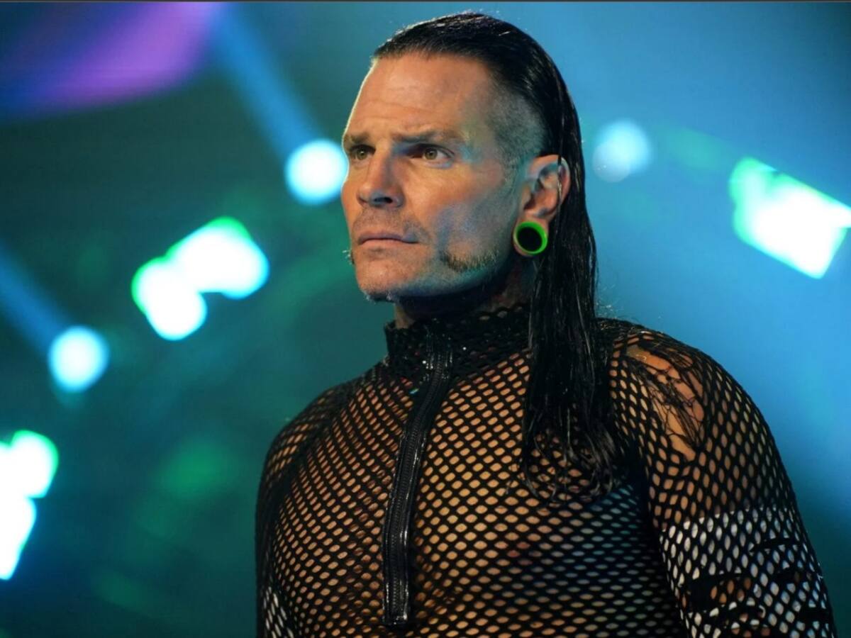 Jeff Hardy causa sensación al posar con camiseta de equipo de la Primera División de Chile