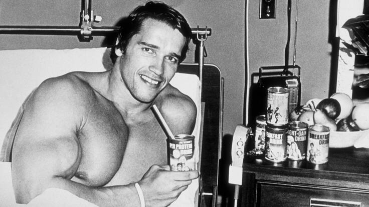 Sin gimnasio y sin máquinas: El entrenamiento exprés de Arnold Schwarzenegger en solo 20 minutos