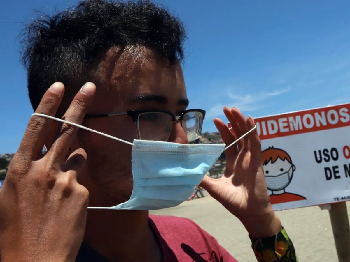 Minsal extiende uso obligatorio de mascarillas en Chile: estos son los lugares donde seguirá vigente