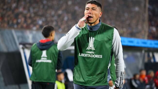 Brayan Cortés evalúa su salida de Colo Colo a mitad de temporada
