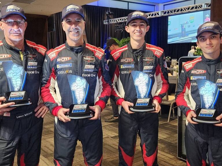 Nico Pino llega segundo y es el primer chileno en llegar al podio de las 24 Horas de Daytona