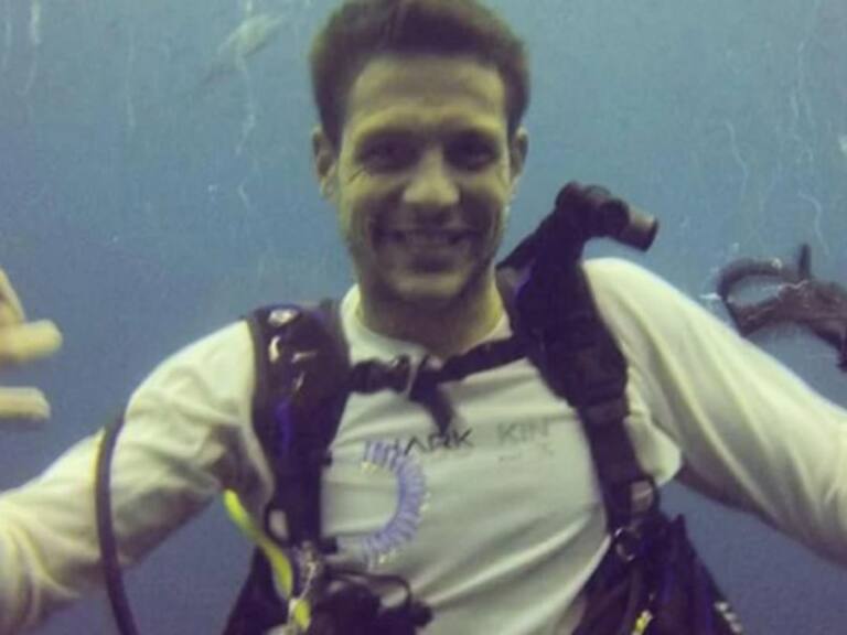 Simon Nellist buzo atacado por tiburón en Australia