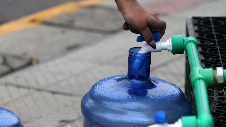 Corte de agua no programado afecta a sector de Las Condes