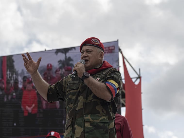CARACAS, VENEZUELA - FEBRUARY 4: Venezuelan Minister of Interior, Justice, and Peace Diosdado Cabello gives a speech during a rally to commemorate the 33rd anniversary of Hugo Chavez's failed military coup, also known as the Day of National Dignity in Venezuela or 4-F, in Caracas on February 4, 2025. (Photo by Marcelo Perez Del Carpio/Anadolu via Getty Images)