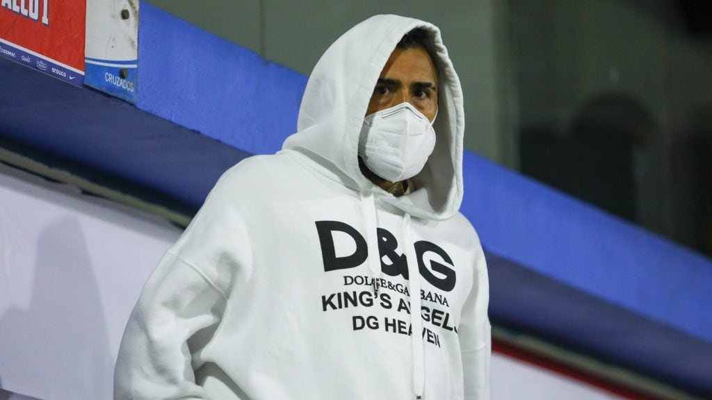 08 DE JUNIO DE 2021/SANTIAGOArturo Vidal (c) presente en el estadio, durante el partido valido por las Clasificatorias al Mundial de Qatar 2022, entre las selecciones nacionales de Chile vs Bolivia, disputado en el Estadio San Carlos de Apoquindo.
FOTO: SEBASTIAN ORIA/AGENCIAUNO